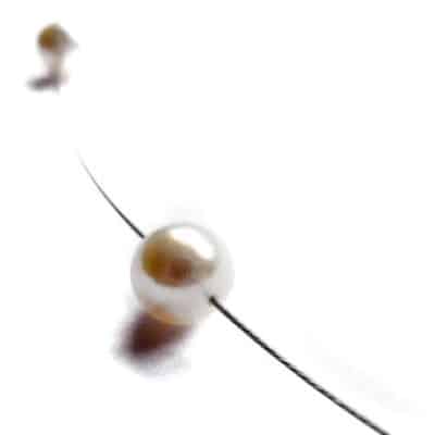 Collar de perlas minimal cuchicuchi gargantilla de perlas y acero